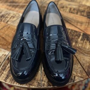 Stuart Weitzman Mila Patent Tassel Loafer size 7.5 NWOT